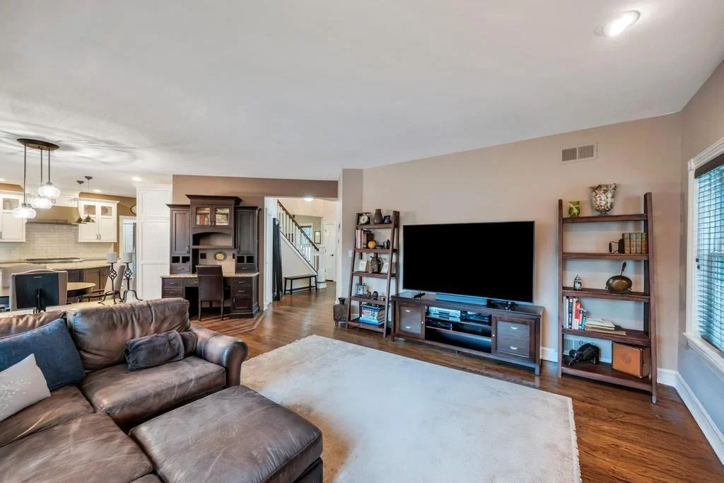Photo of 30 Ridgefield Drive