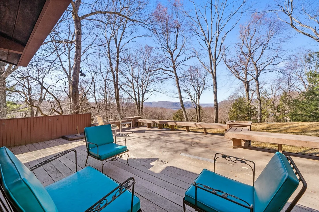 Photo of 43 Snake Hill Road