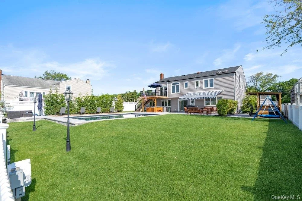 Photo of 159 Driftwood Drive