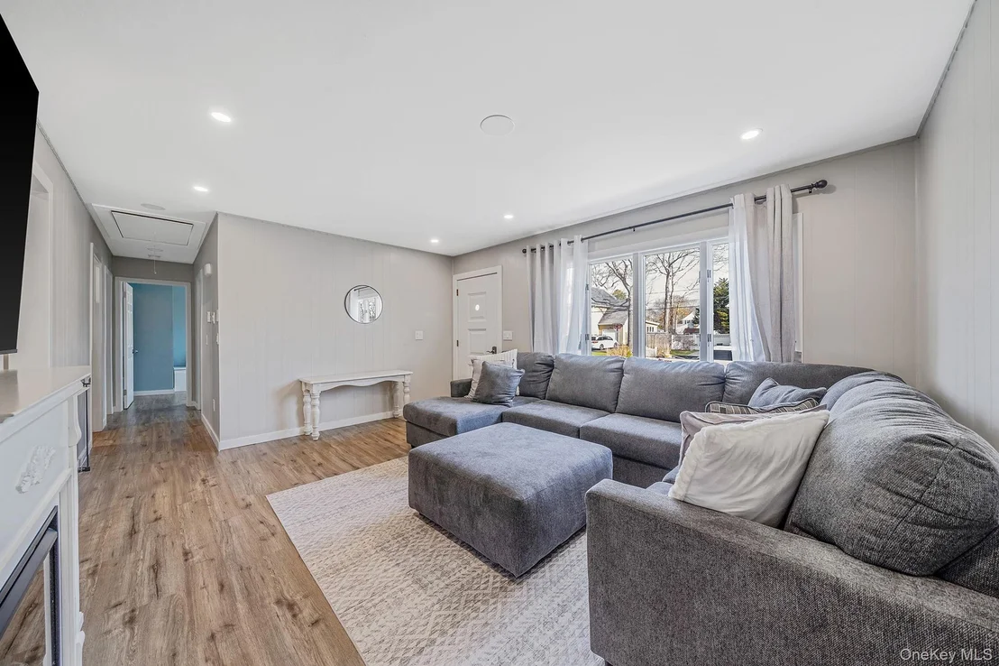 Photo of 24 Brandywine Drive