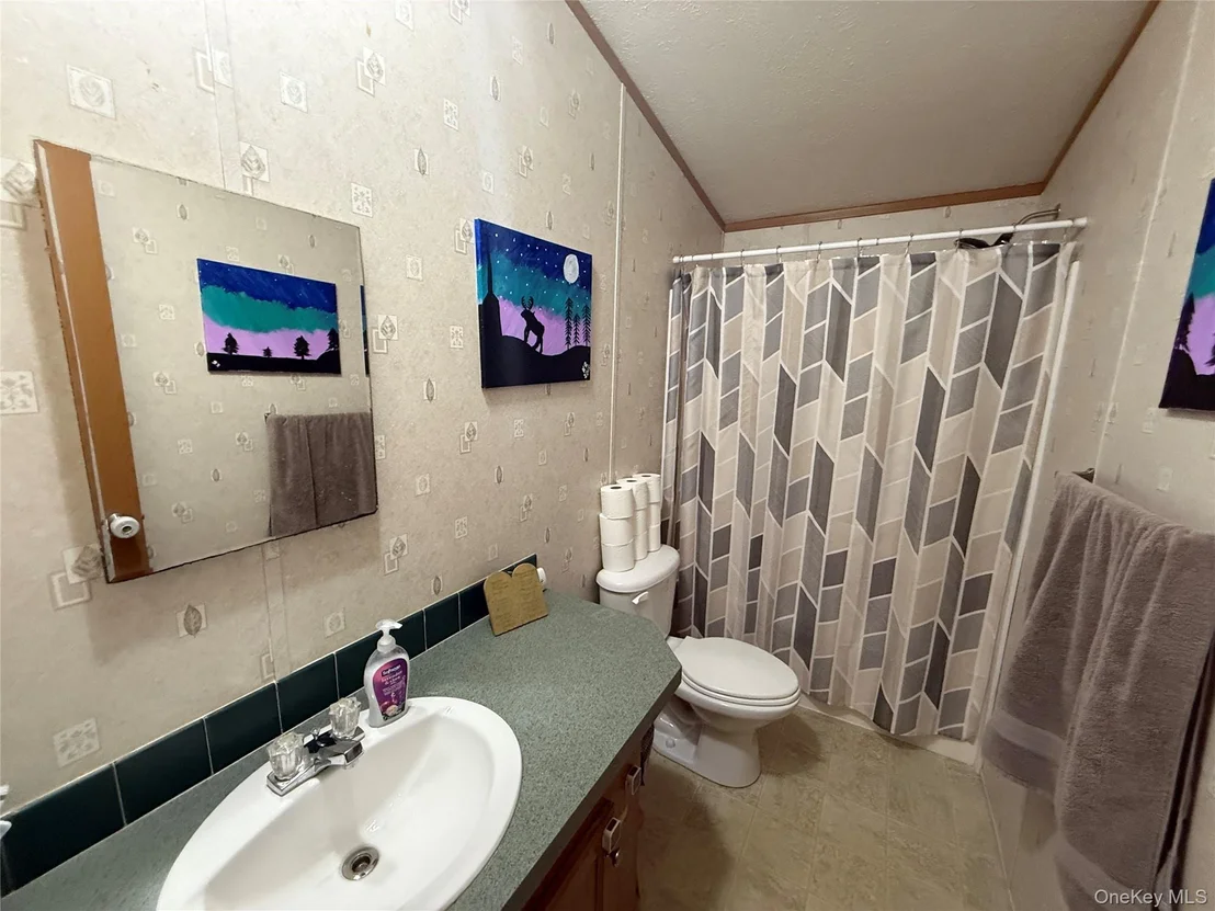 Photo of 424 Sandgate Drive