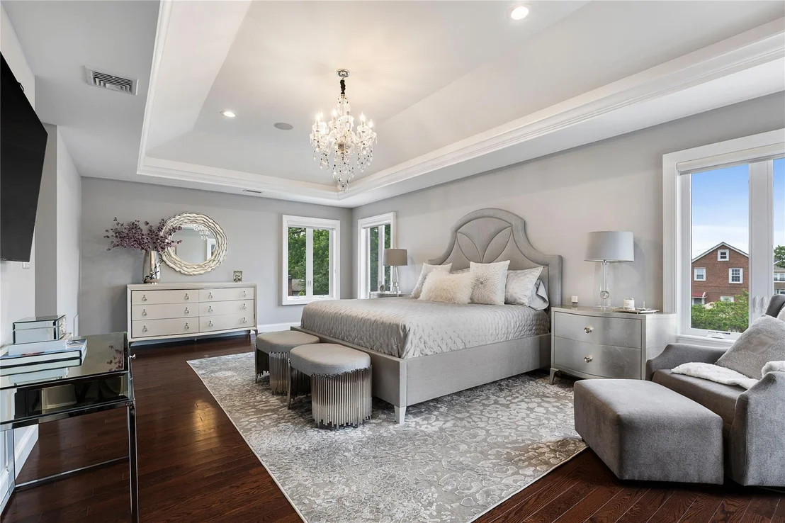 Photo of 1466 Dwight Place