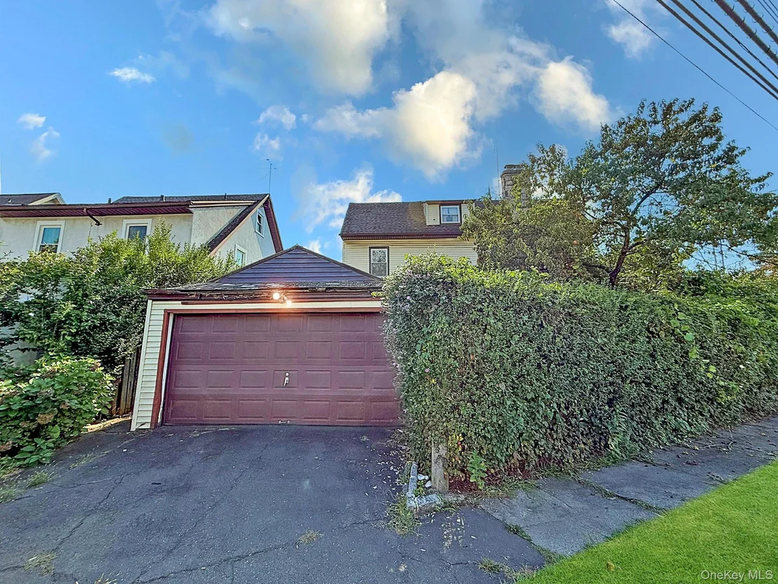 Photo of 87 Brookside Avenue
