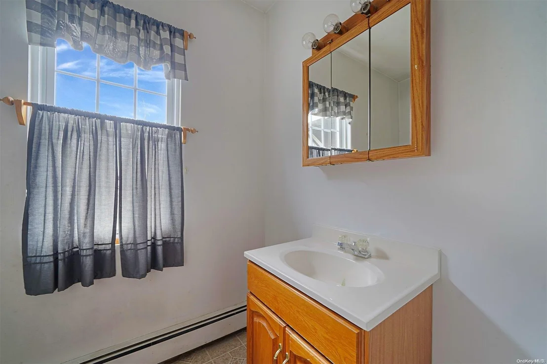 Photo of 32 Deer Path Road