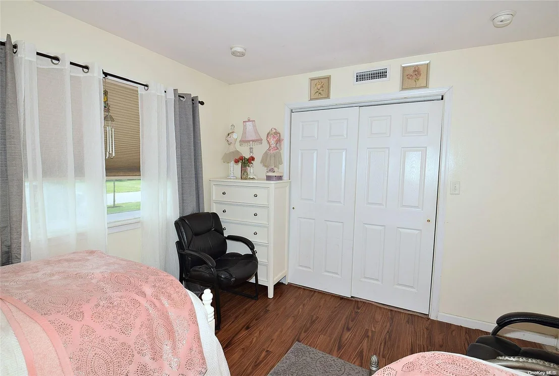 Photo of 38 Mohawk Drive