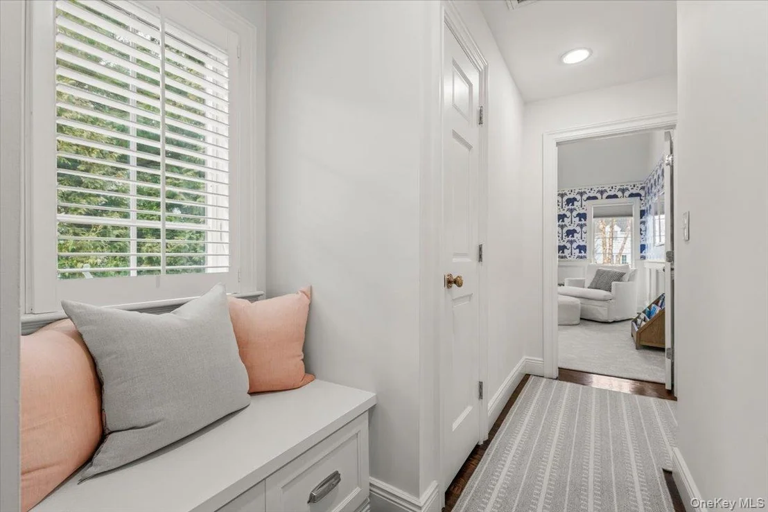 Photo of 2 Cowles Avenue