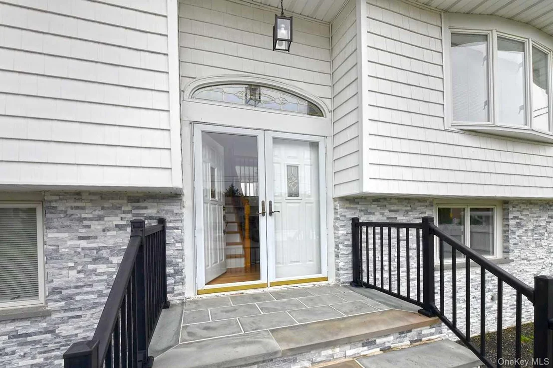 Photo of 107 Beverly Road