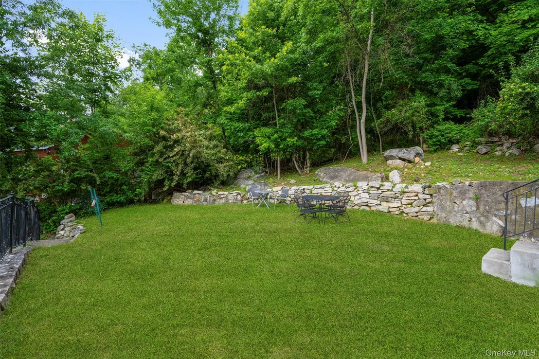 Photo of 109 Tanglewylde Road