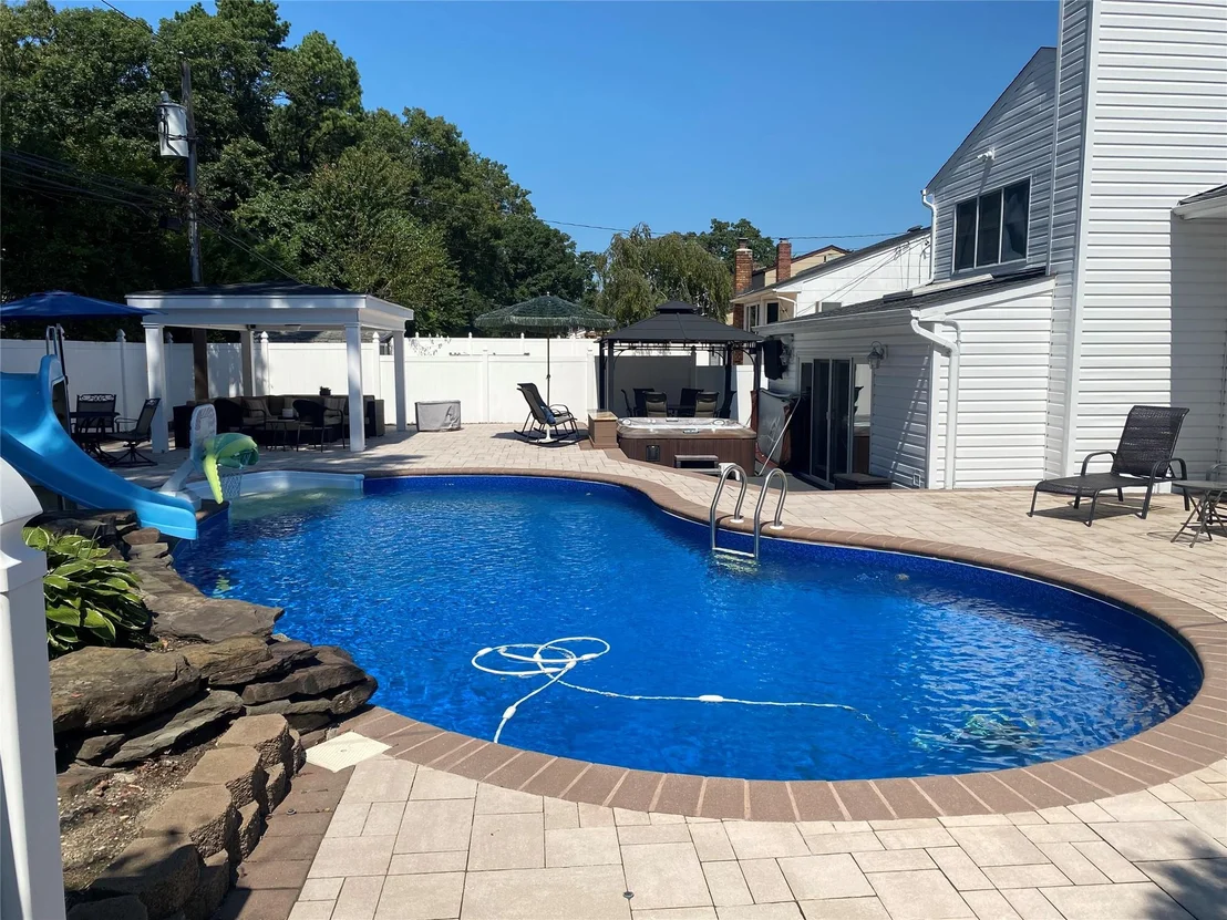 Photo of 40 Roy Drive