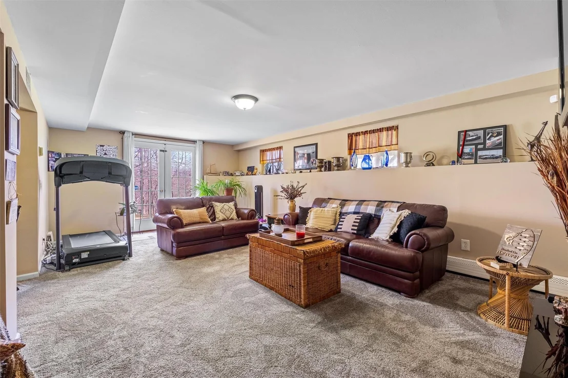 Photo of 462 Cornwall Hill Road