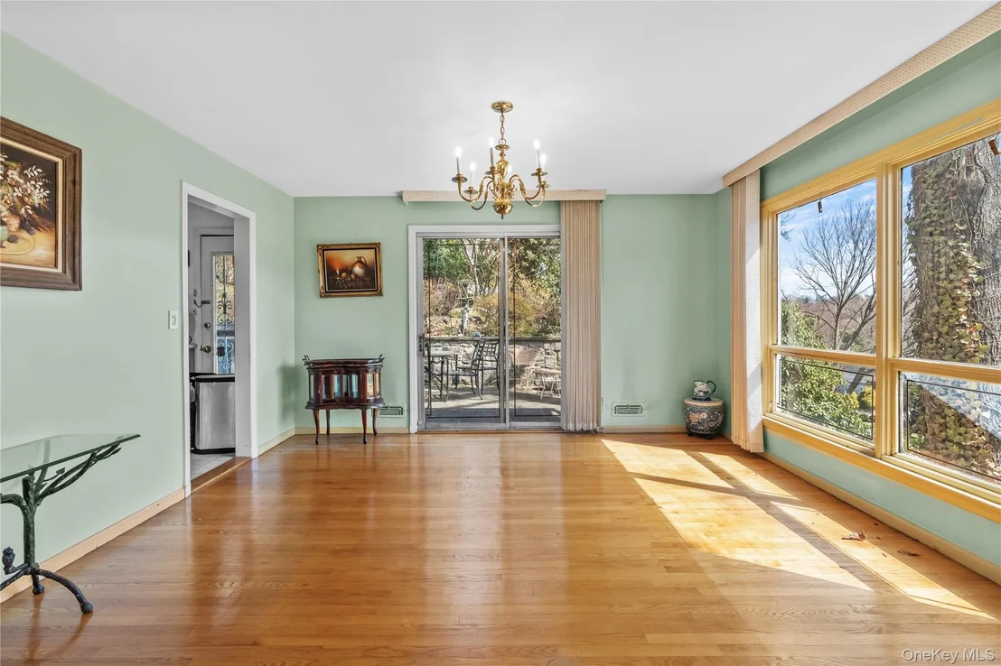 Photo of 18 Devon Road