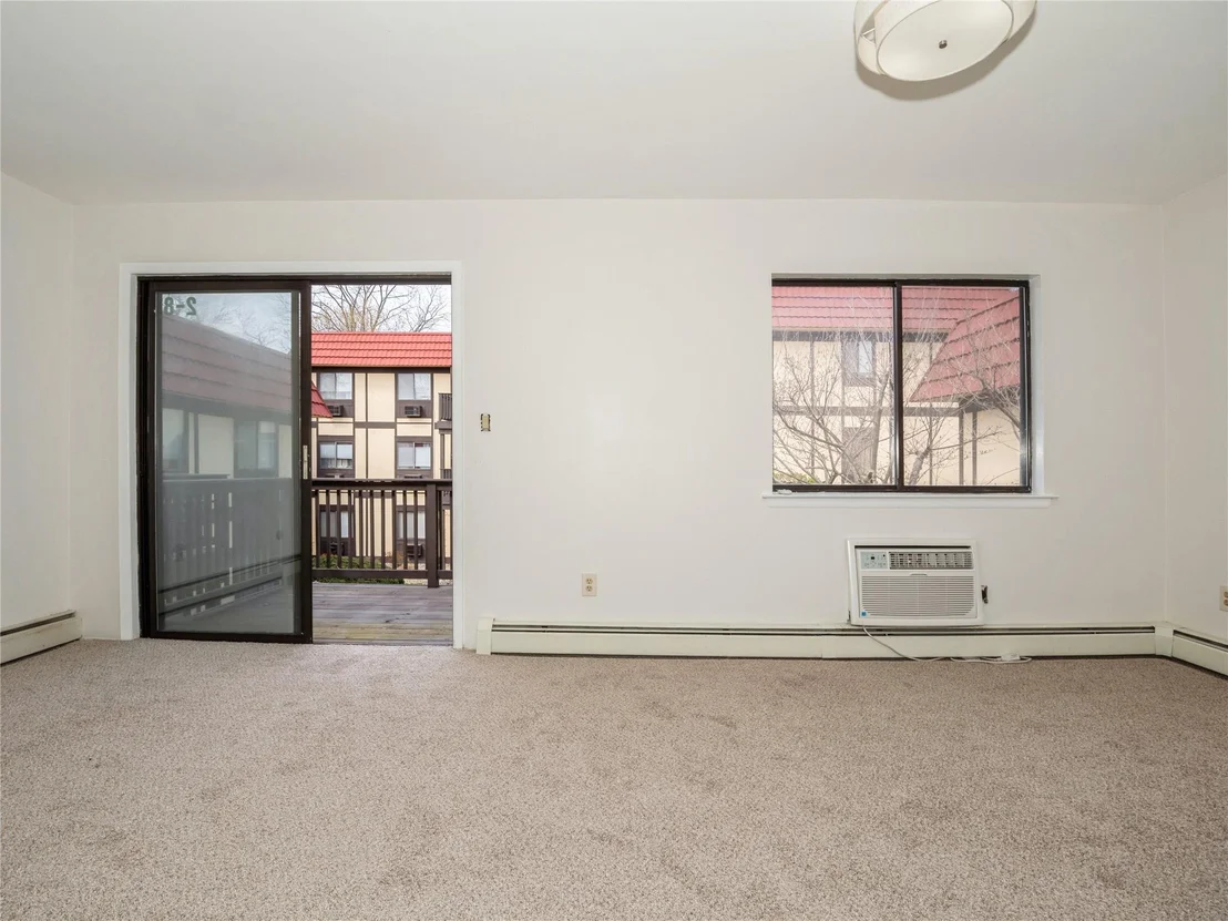 Photo of Unit 8 at 2 Loudon Drive
