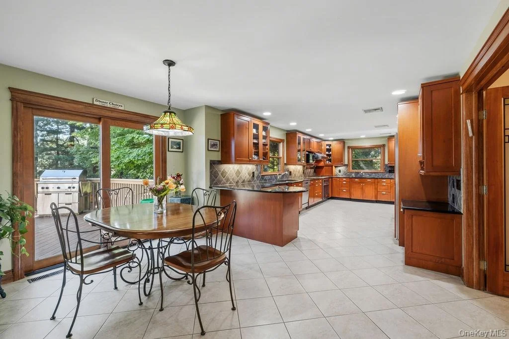 Photo of 10 Rockingham Road