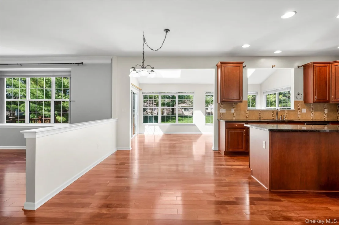 Photo of 411 Vassar Place