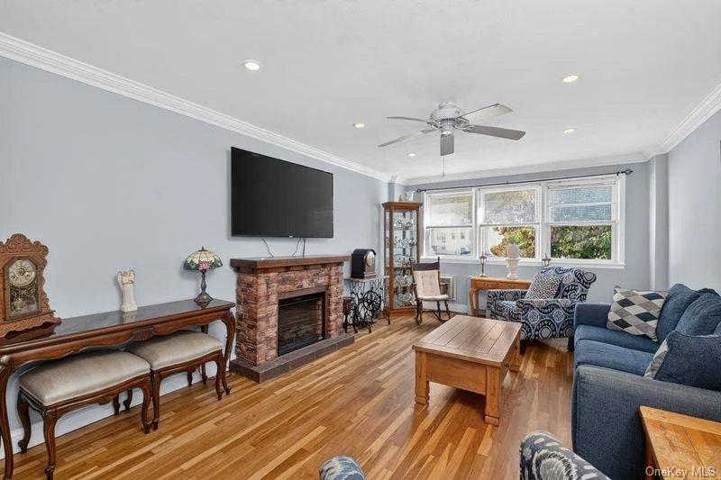 Photo of Unit A at 31 Avon Circle