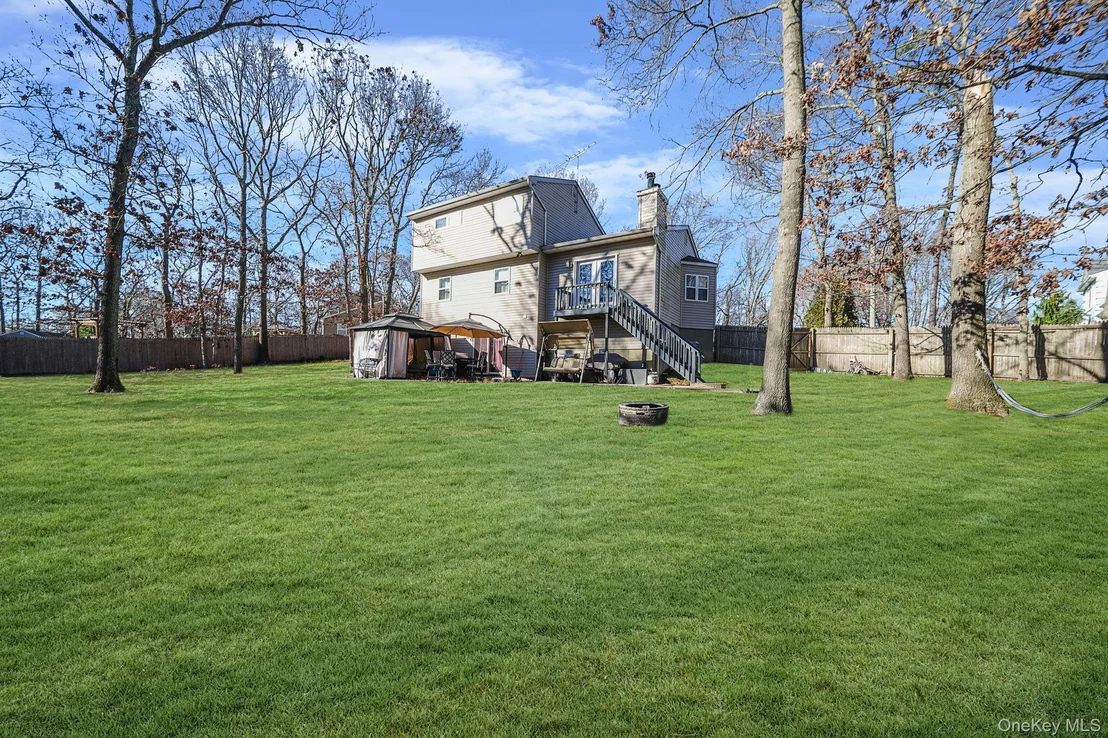 Photo of 973 N Ocean Avenue