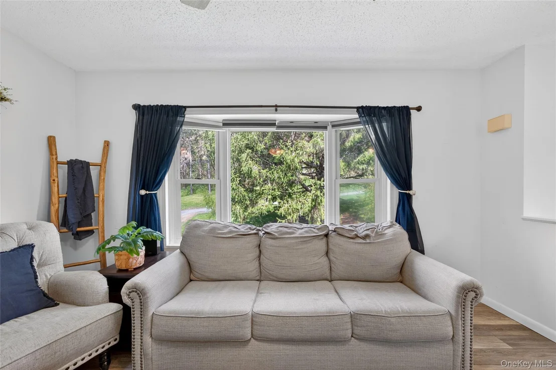 Photo of 58 Farries Avenue