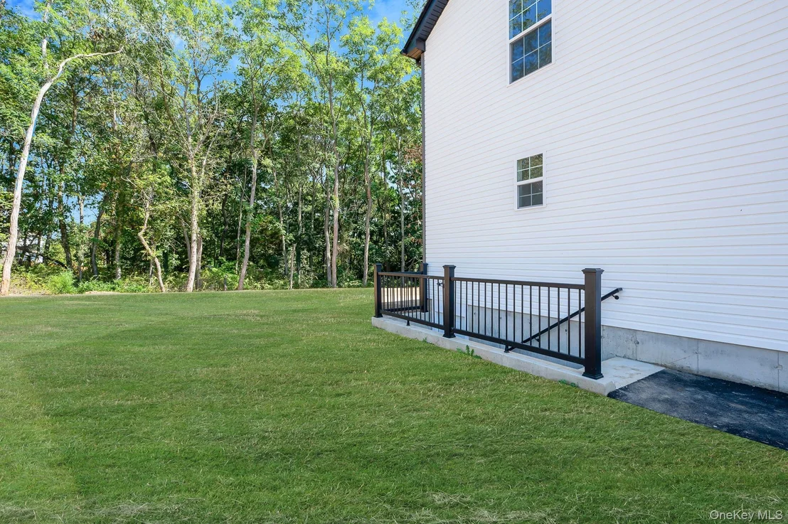 Photo of 39 Lakeview Drive