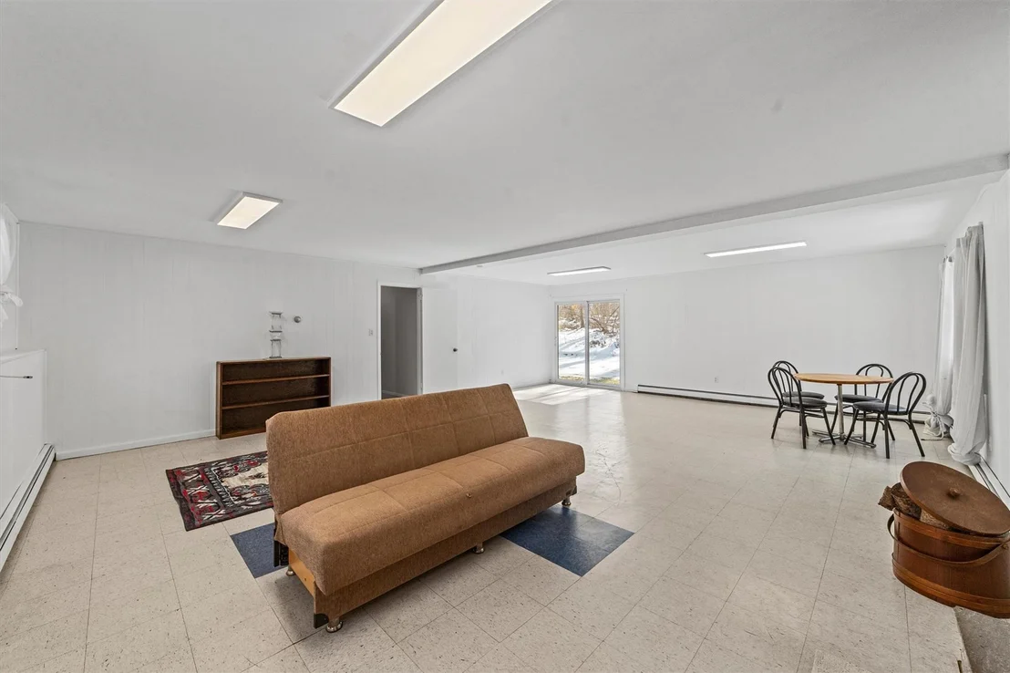 Photo of 255 Chadeayne Road