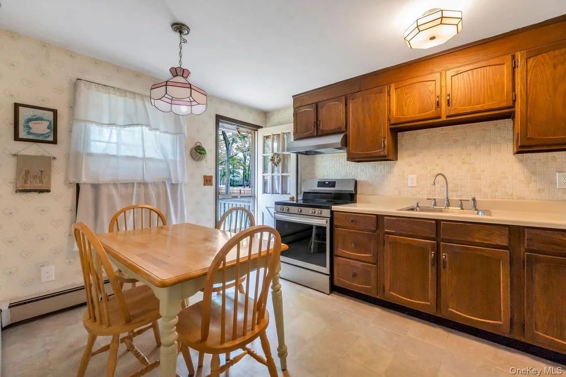Photo of 5 Peekskill Avenue