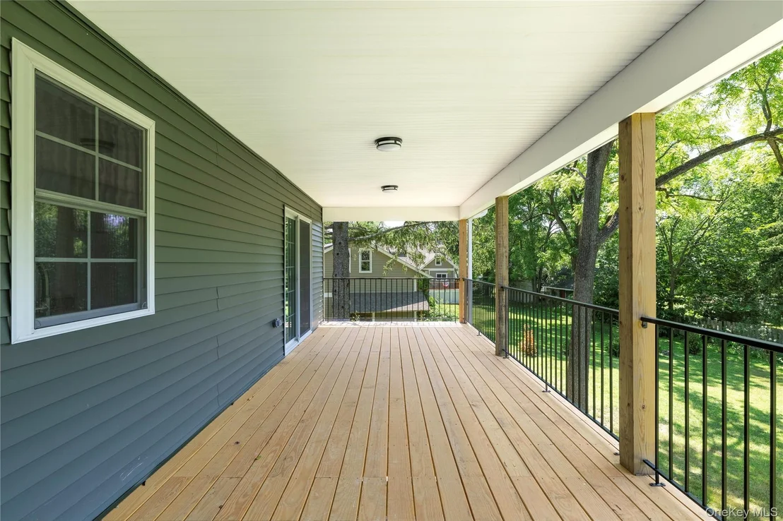 Photo of 15 Tompkins Avenue