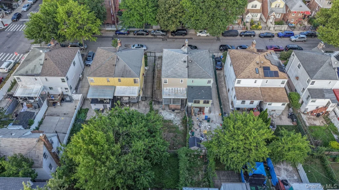 Photo of 4081 Grace Avenue