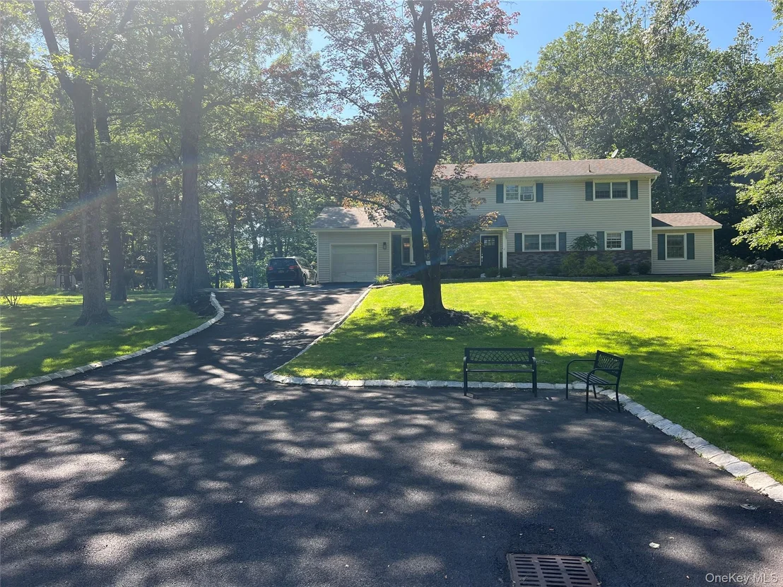 Photo of 7 Ormian Drive