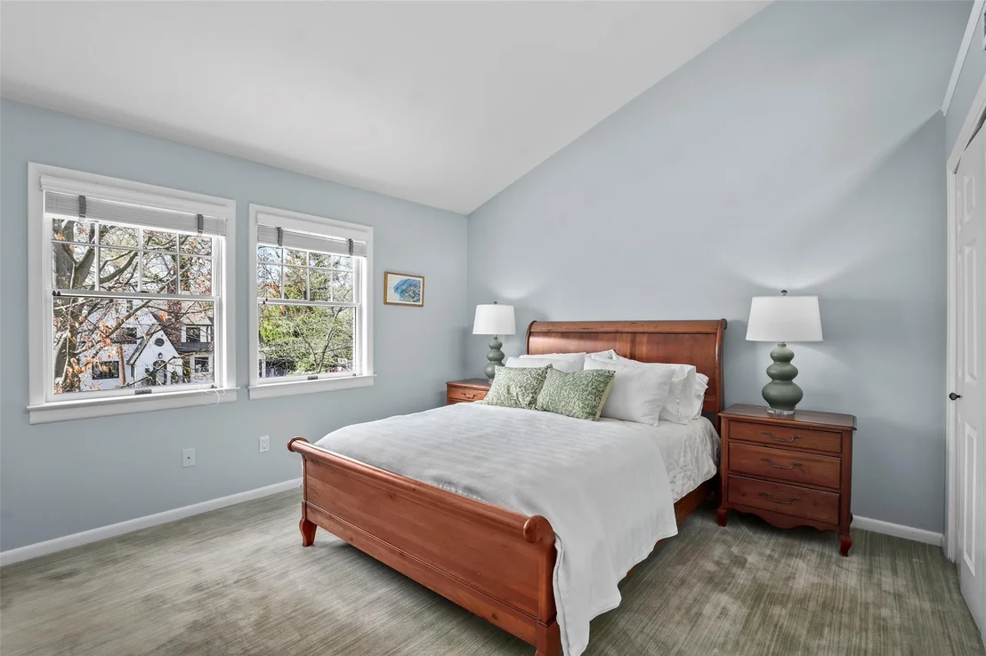 Photo of 7 Drake Avenue