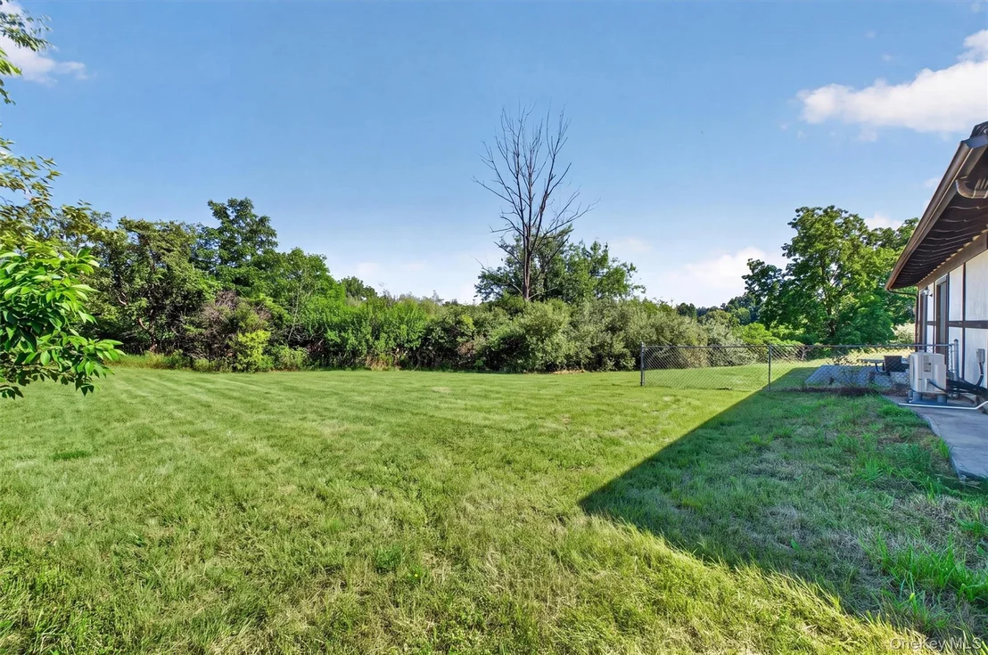 Photo of 25 Red Mills Road