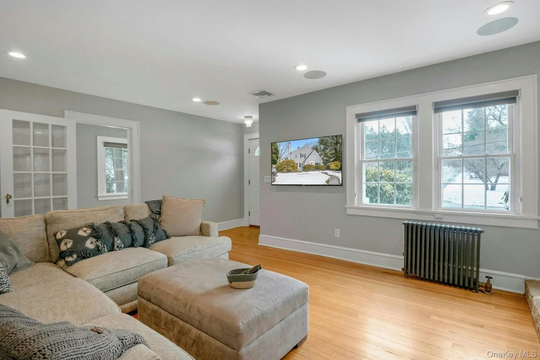 Photo of 25 Maple Road