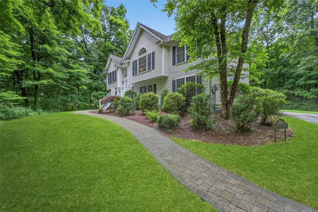 Photo of 114 Bushwick Road