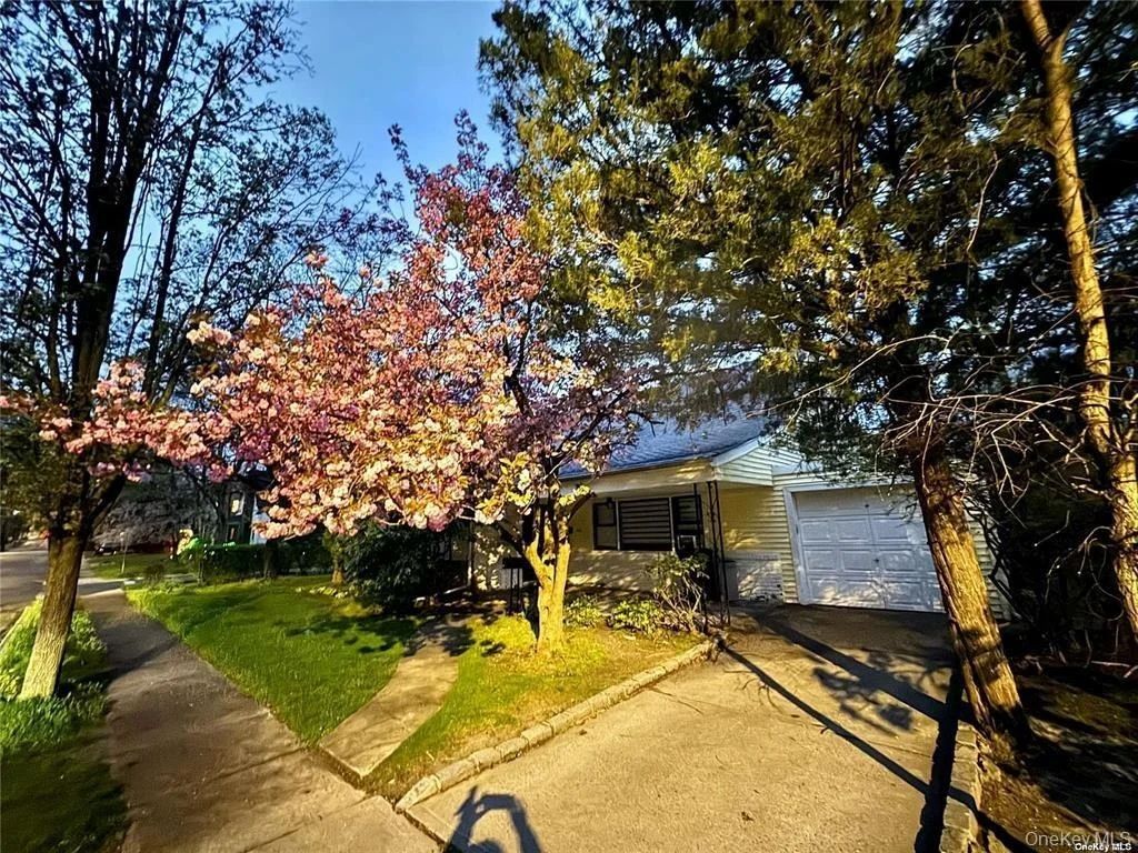 Photo of 107 Baker Hill Road