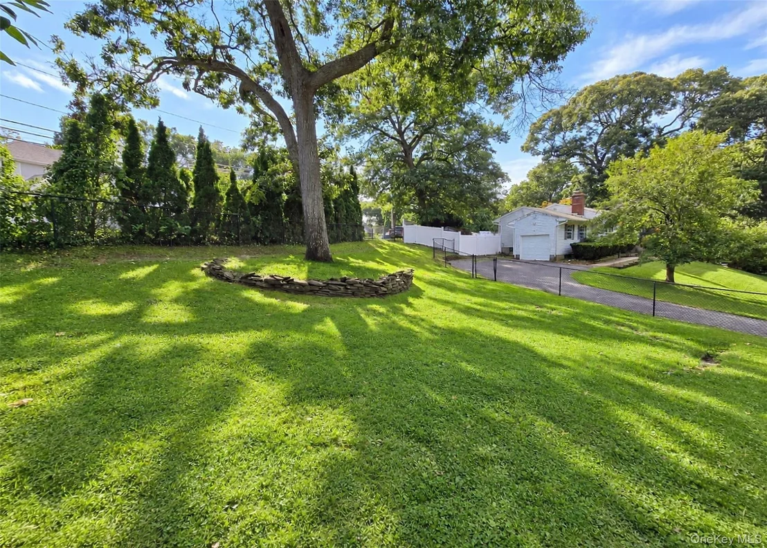 Photo of 2 Renwick Road