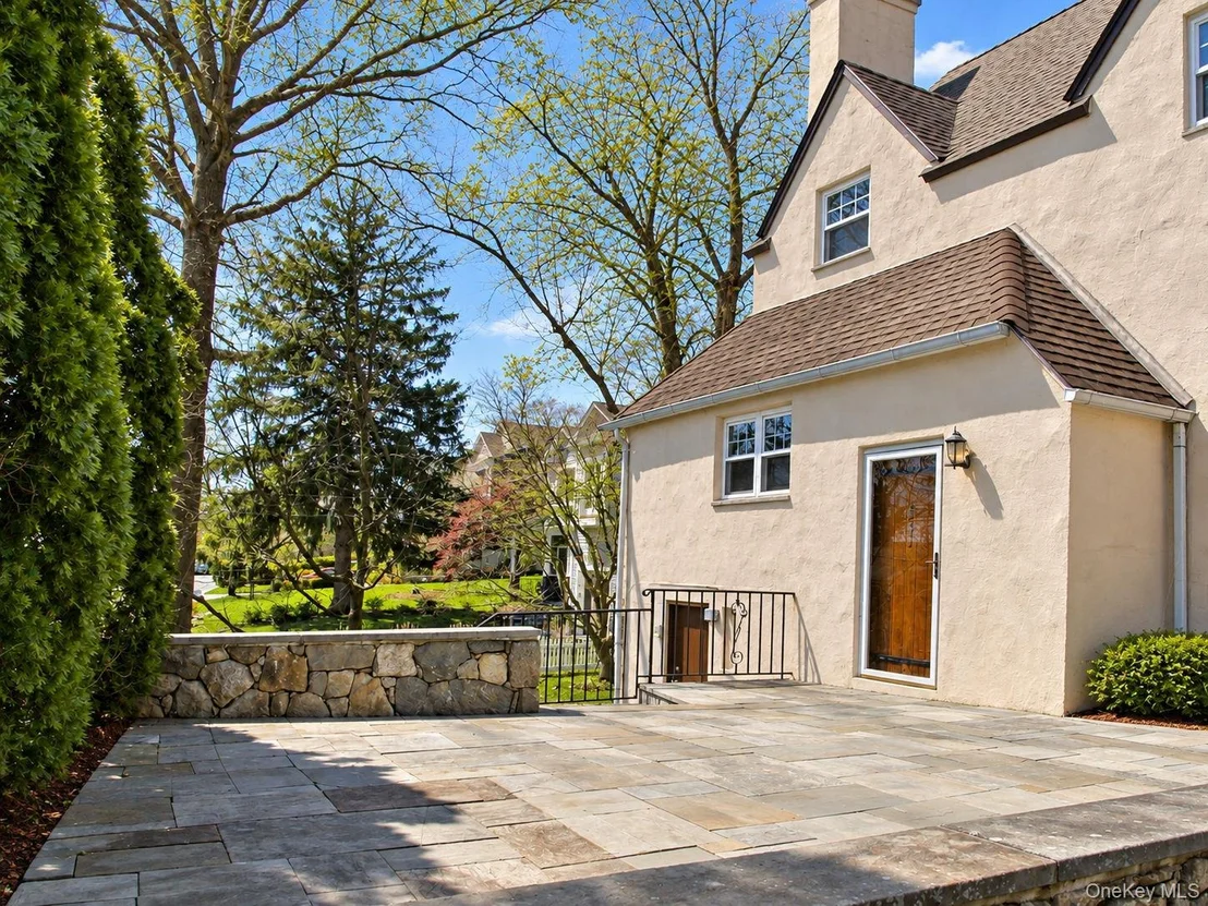 Photo of 153 Highview Street