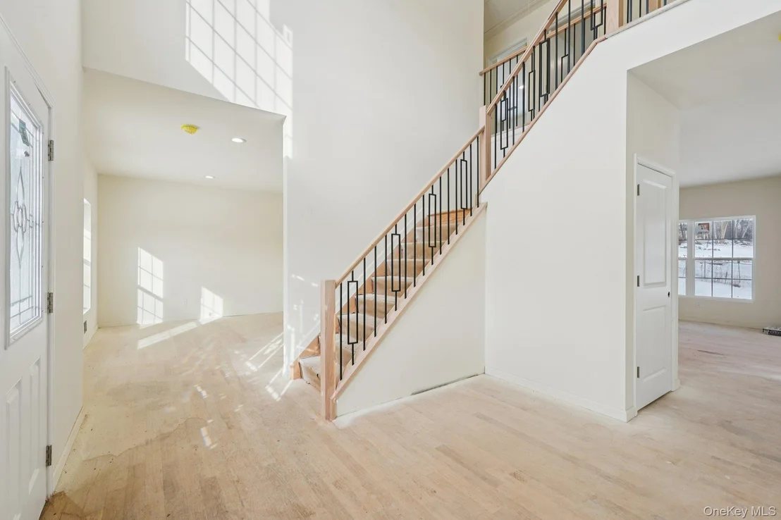 Photo of 14 Vargas (AKA 70 Jessup Ln) Circle