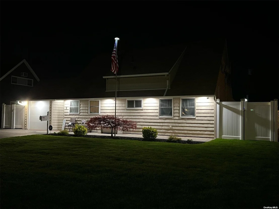 Photo of 8 Serpentine Lane