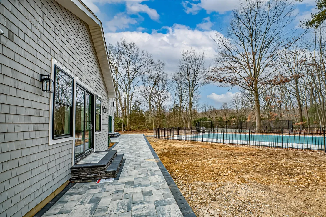 Photo of 210 Laurel Lane