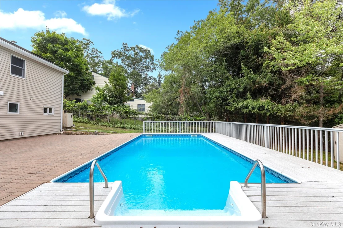 Photo of 19 Mott Drive
