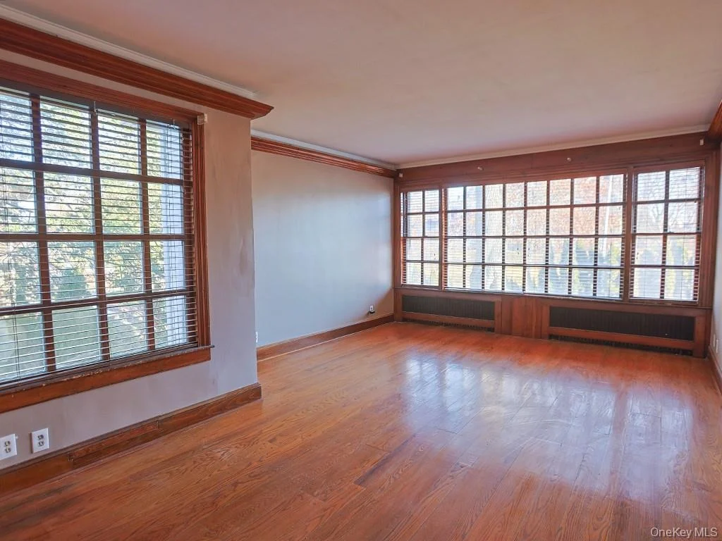 Photo of 113 Hooker Avenue