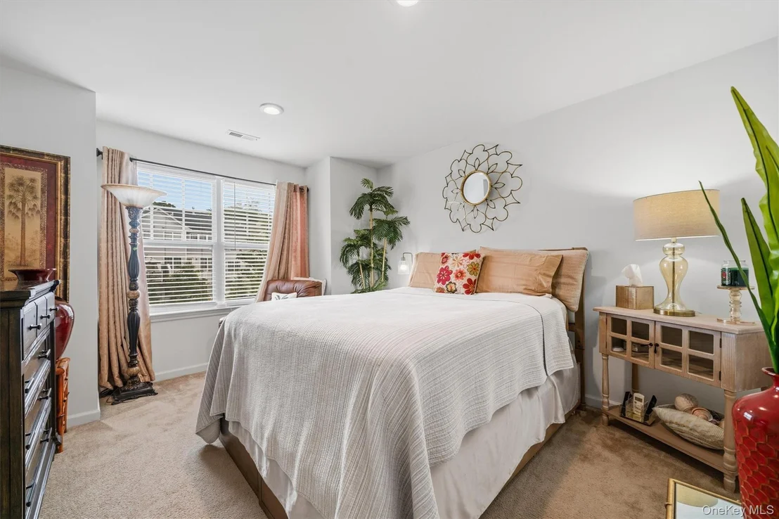 Photo of 93 Meadow View Drive