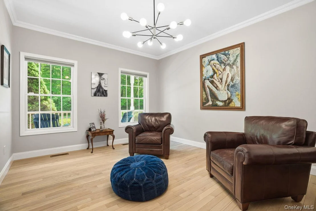 Photo of 882 Kipling Drive
