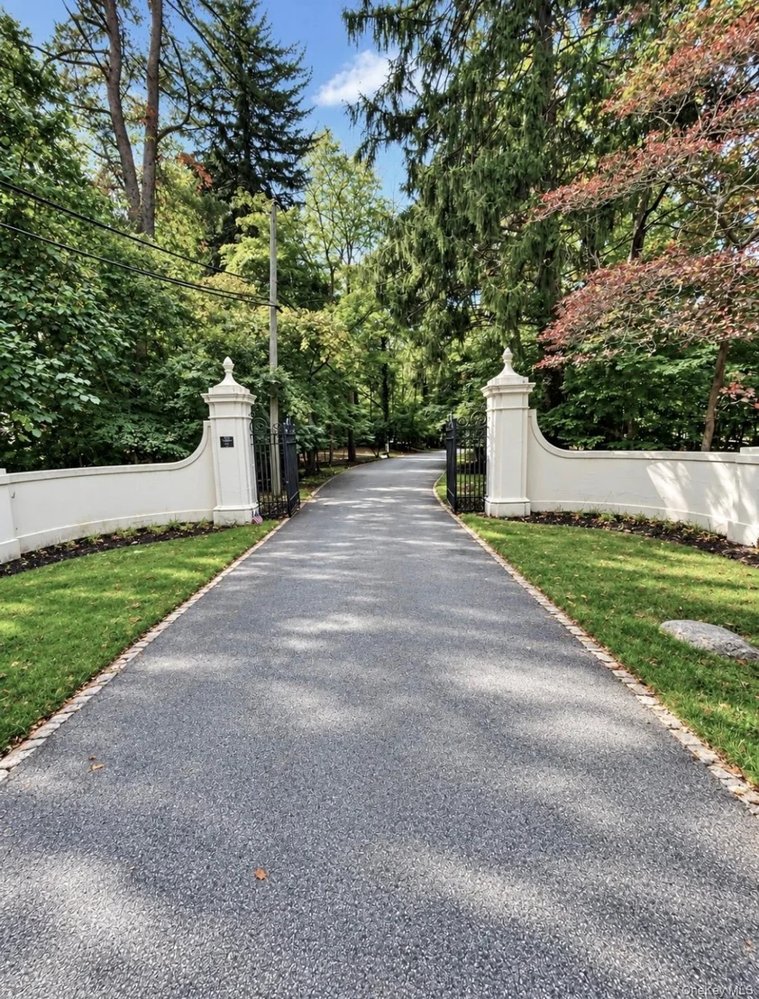 Photo of 3 Gate Road