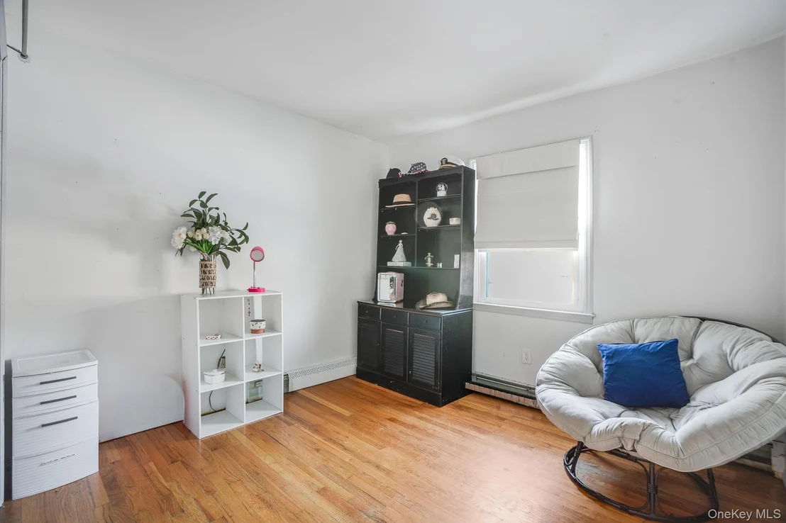 Photo of 7 Russ Place