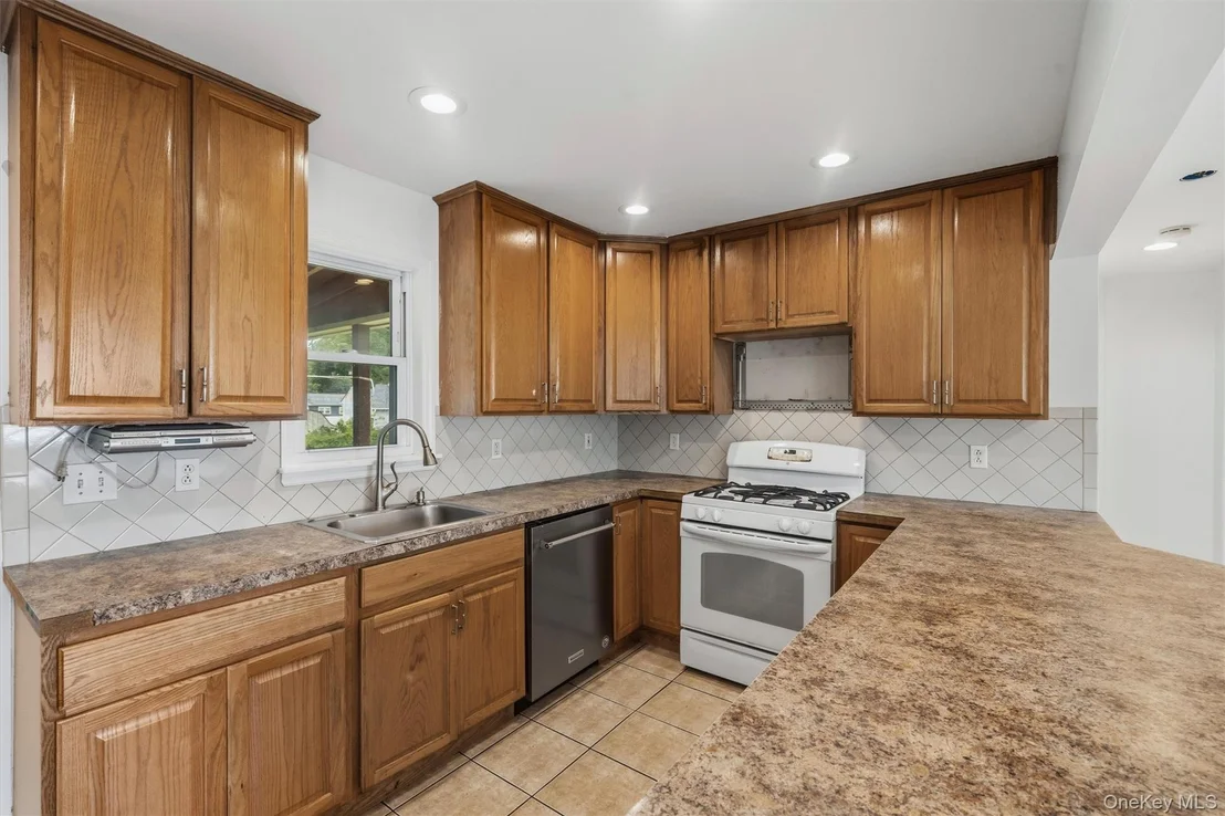 Photo of 14 Robyn Drive