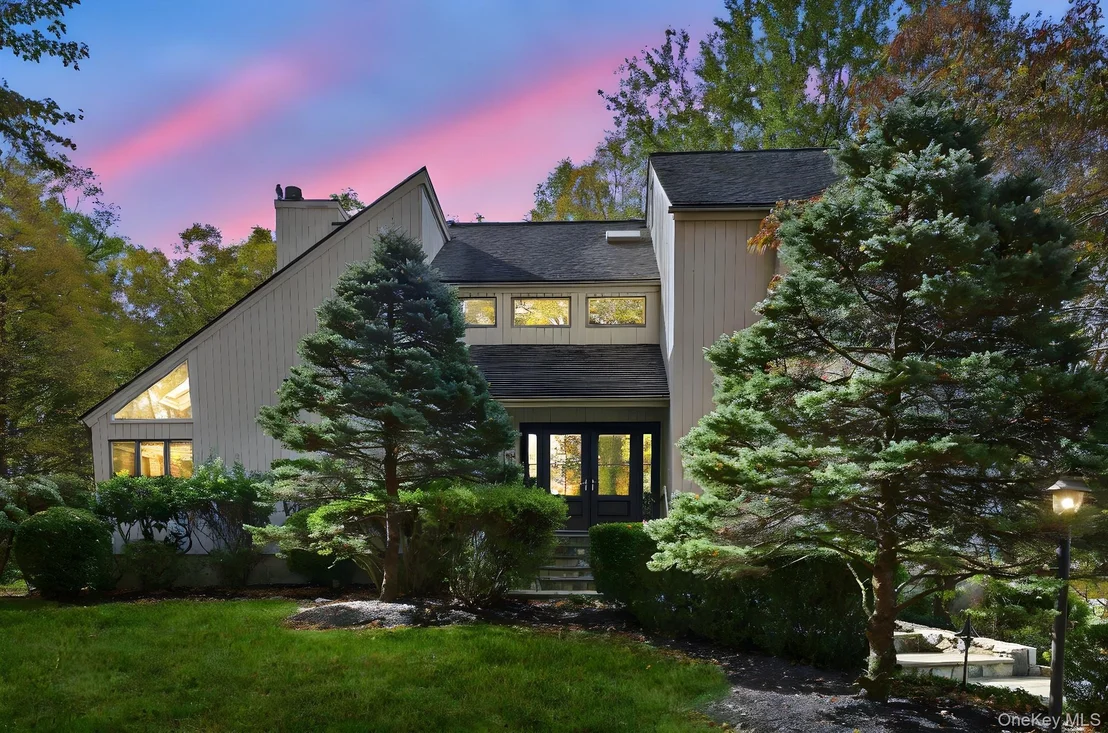 Photo of 2 Sutton Place