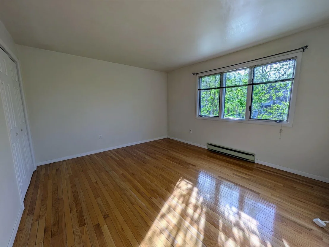 Photo of 4 Krystal Drive