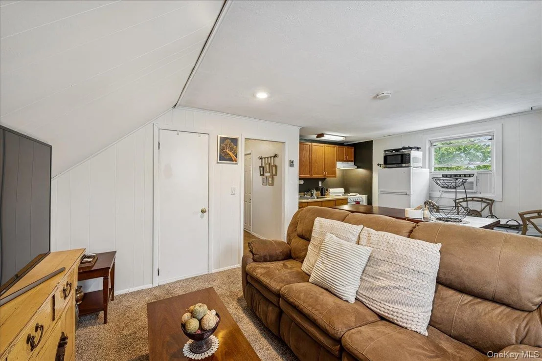Photo of 27 Mell Drive