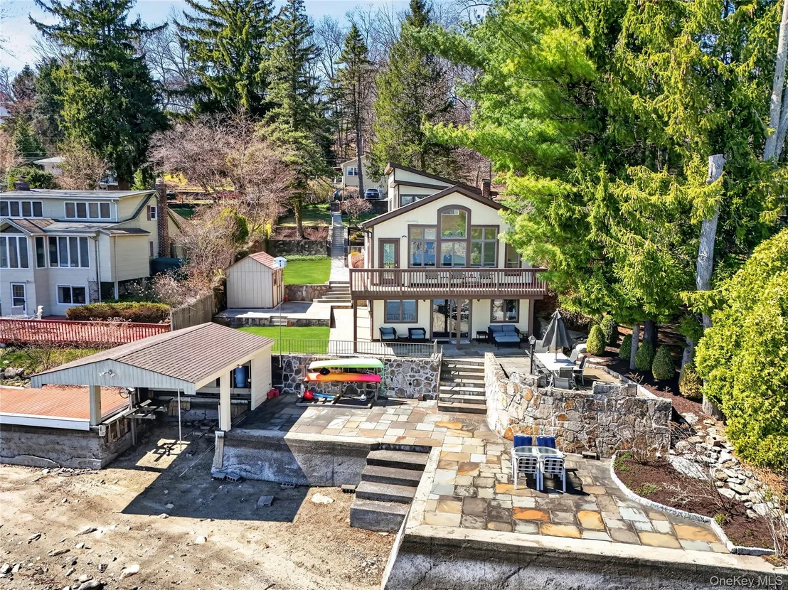 Photo of 3 Lakeside Road