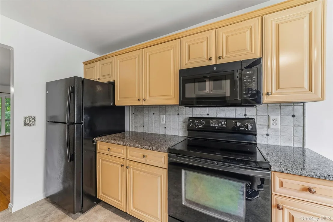 Photo of 101 Eagle Bay Drive