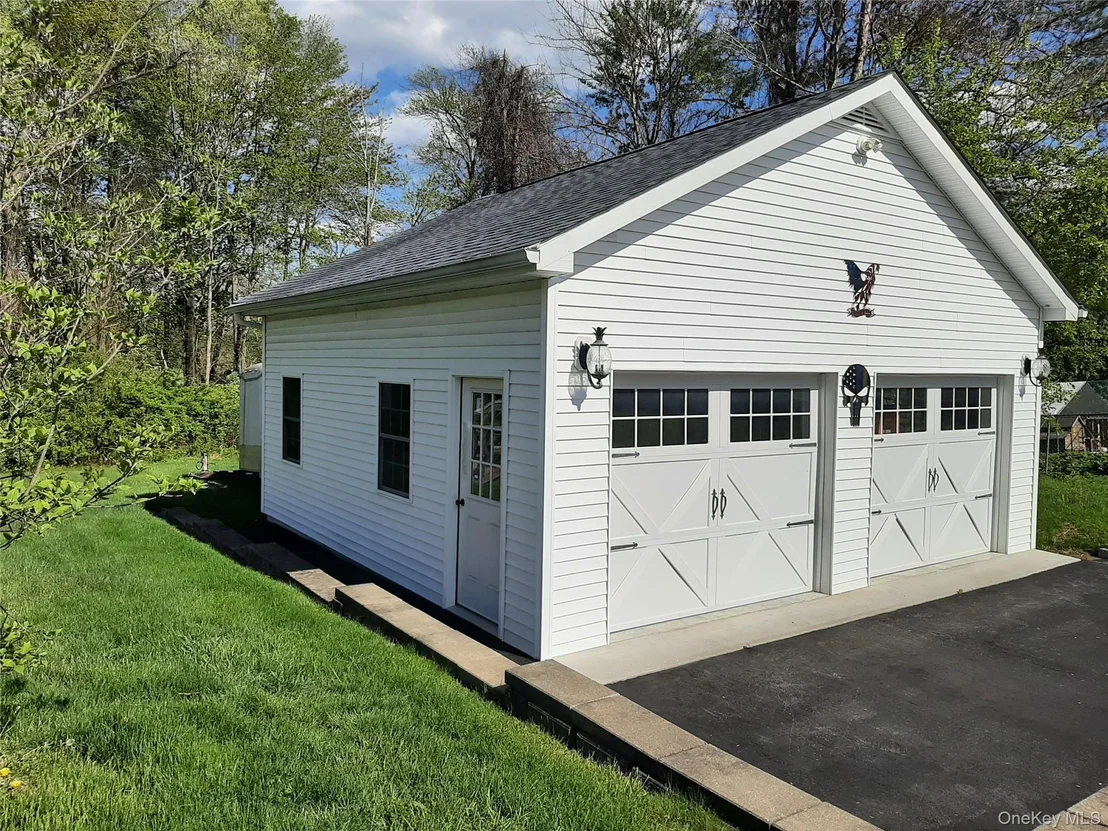 Photo of 13 Regency Drive